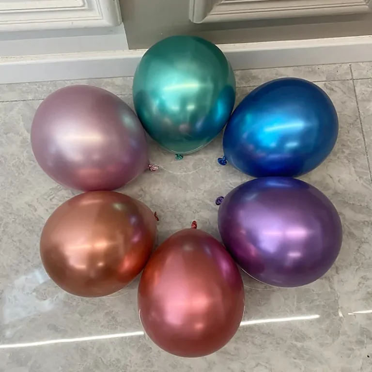 Chrome latex balloons